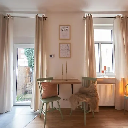 Coole Altbau-We 1-Zkb Terrasse Worms Zentrum Zewnętrze zdjęcie