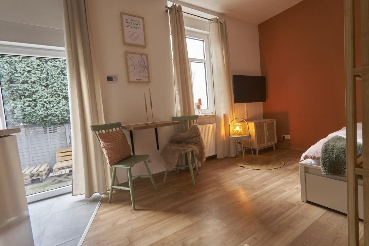 Coole Altbau-we 1-zkb Terrasse Zentrum Apartment Worms